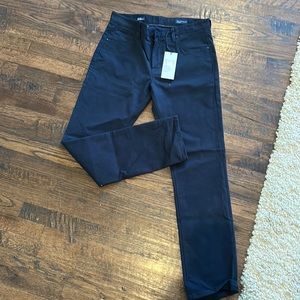 NWT Men’s navy denim like pants